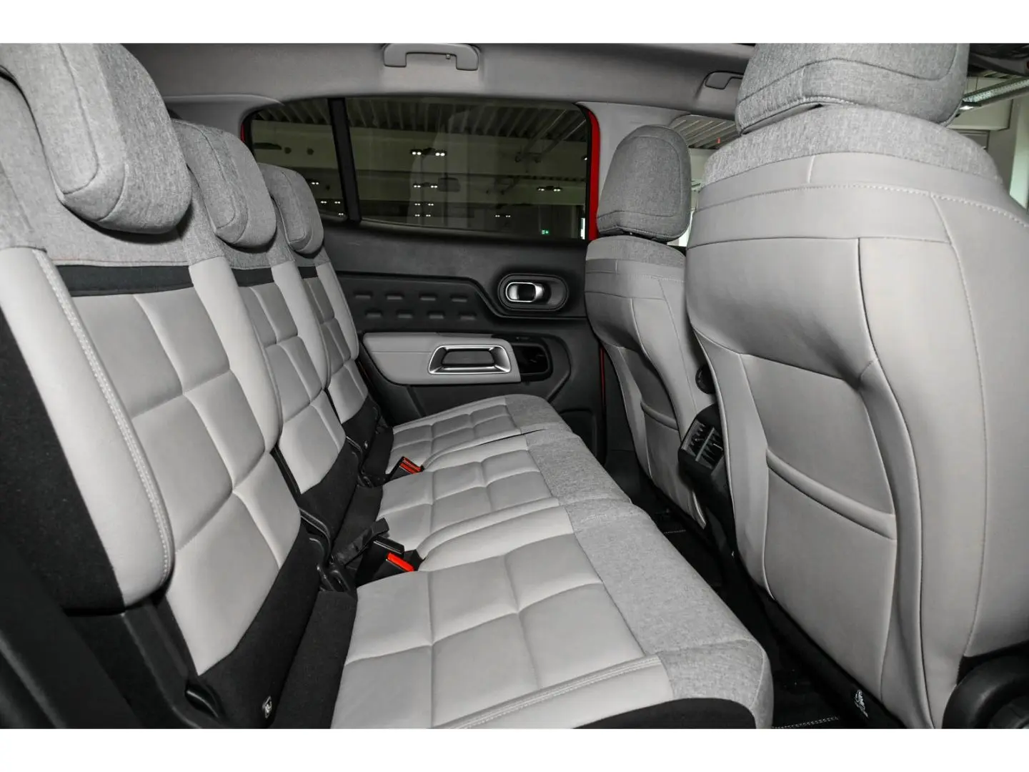 C5 Aircross Hybrid Shine Pack225 EAT8 NAVI LED 3