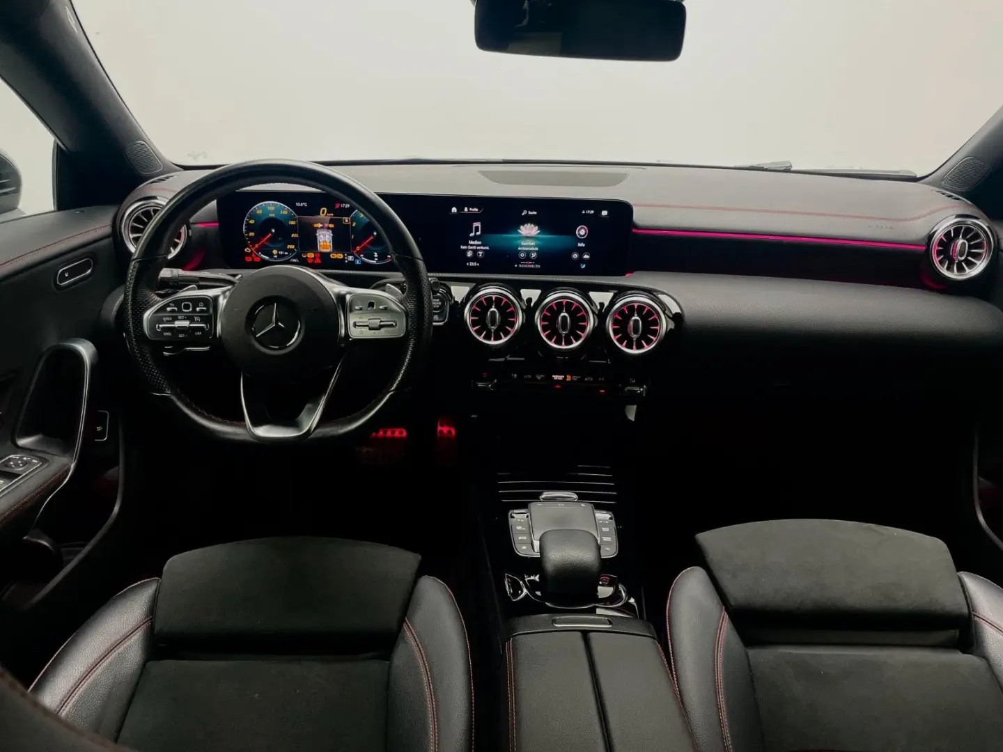 CLA 180  AMG DIGITAL  High Performance