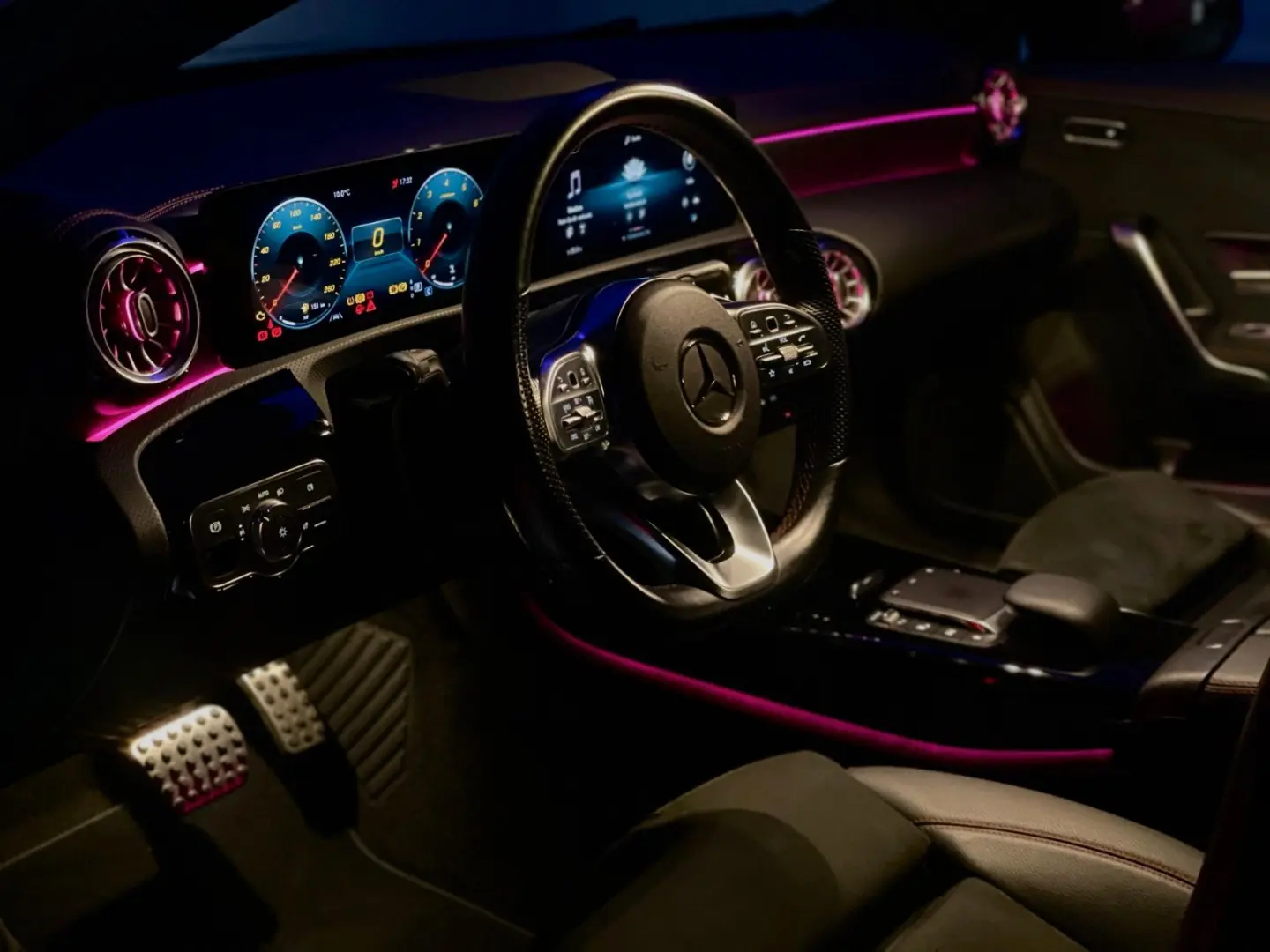 CLA 180  AMG DIGITAL  High Performance