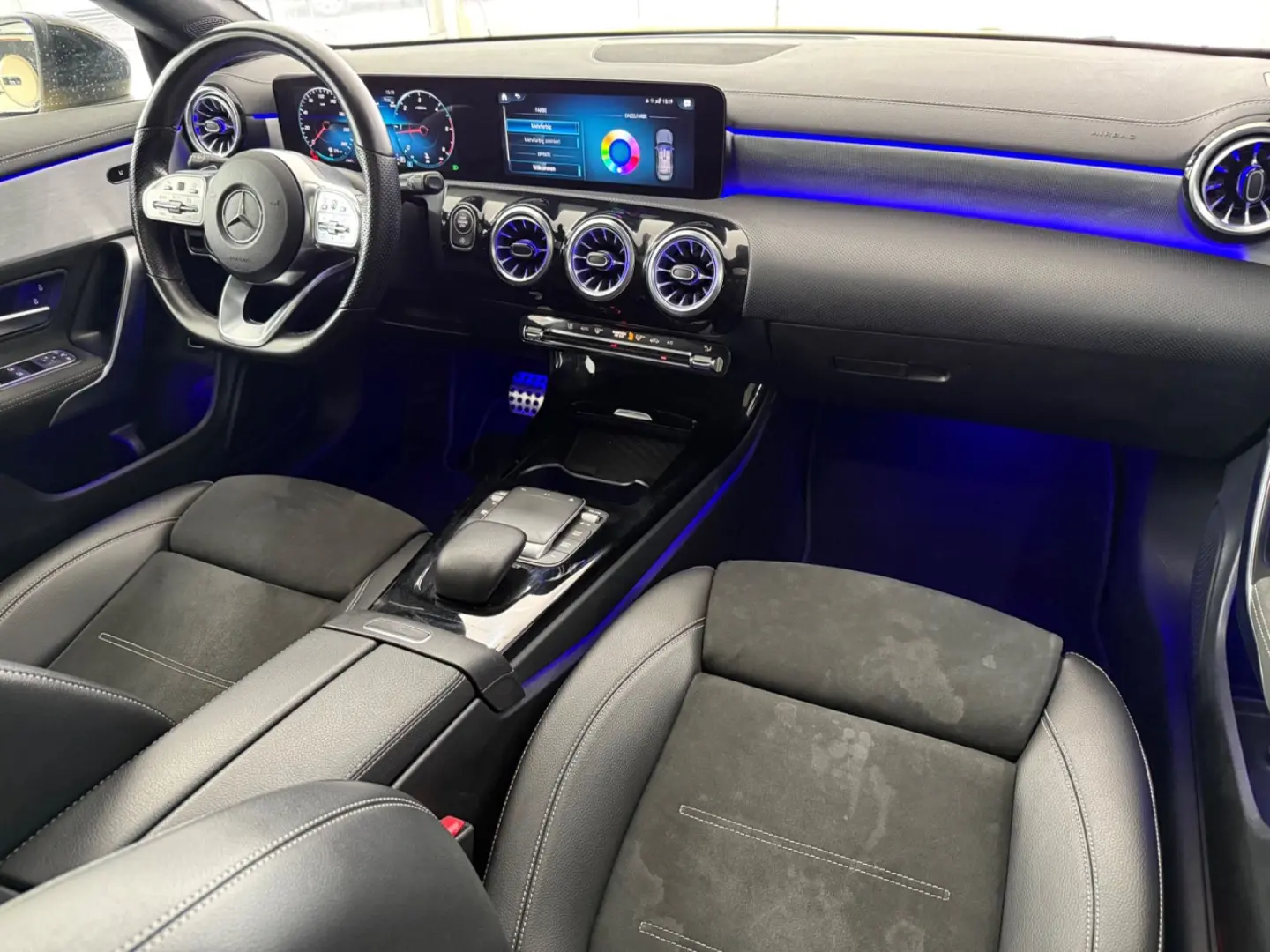 CLA 200d Edition AMG-LINE PANO KAMERA AMBIENTE