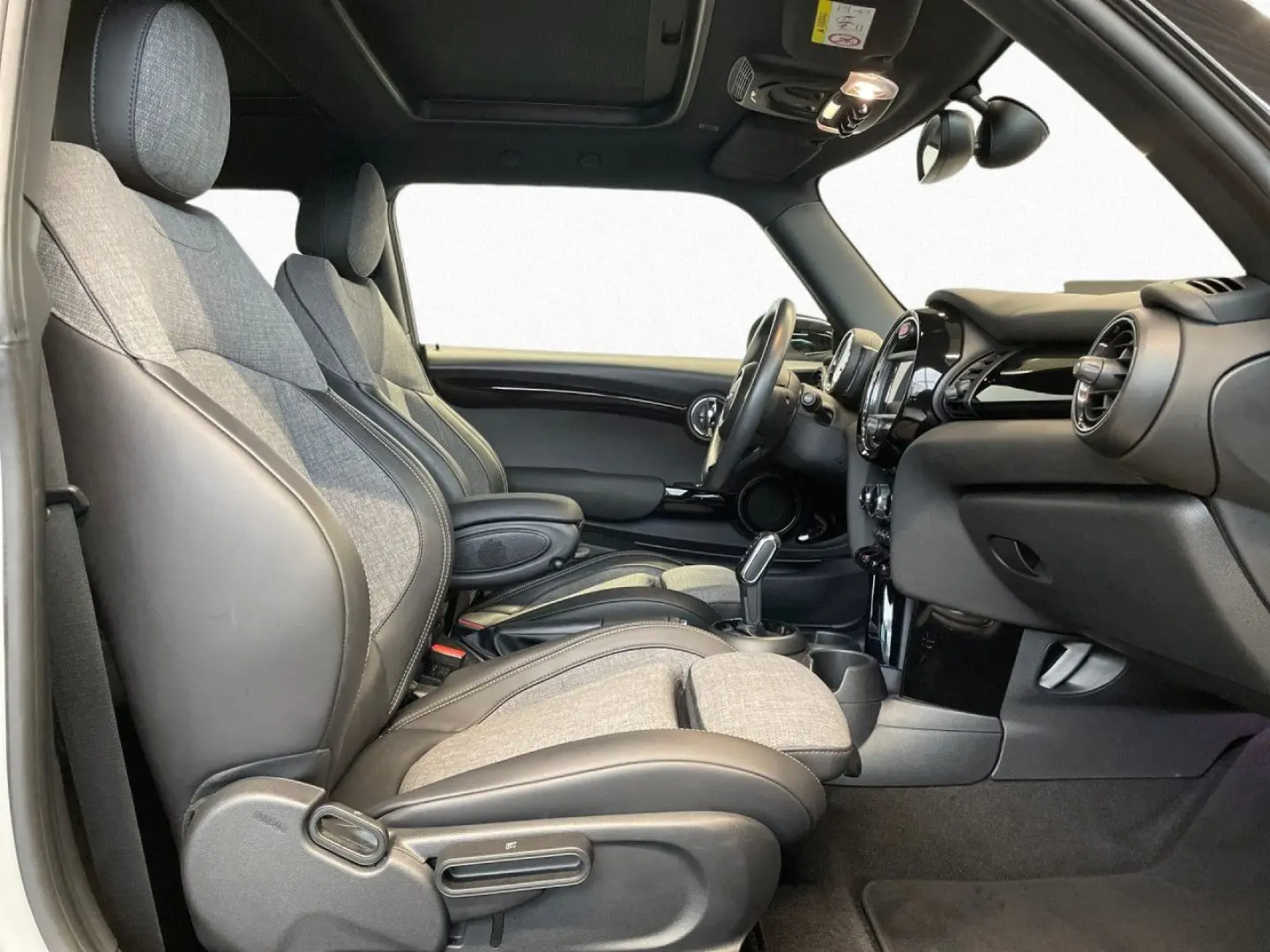 Cutie automata Navigatie faruri LED