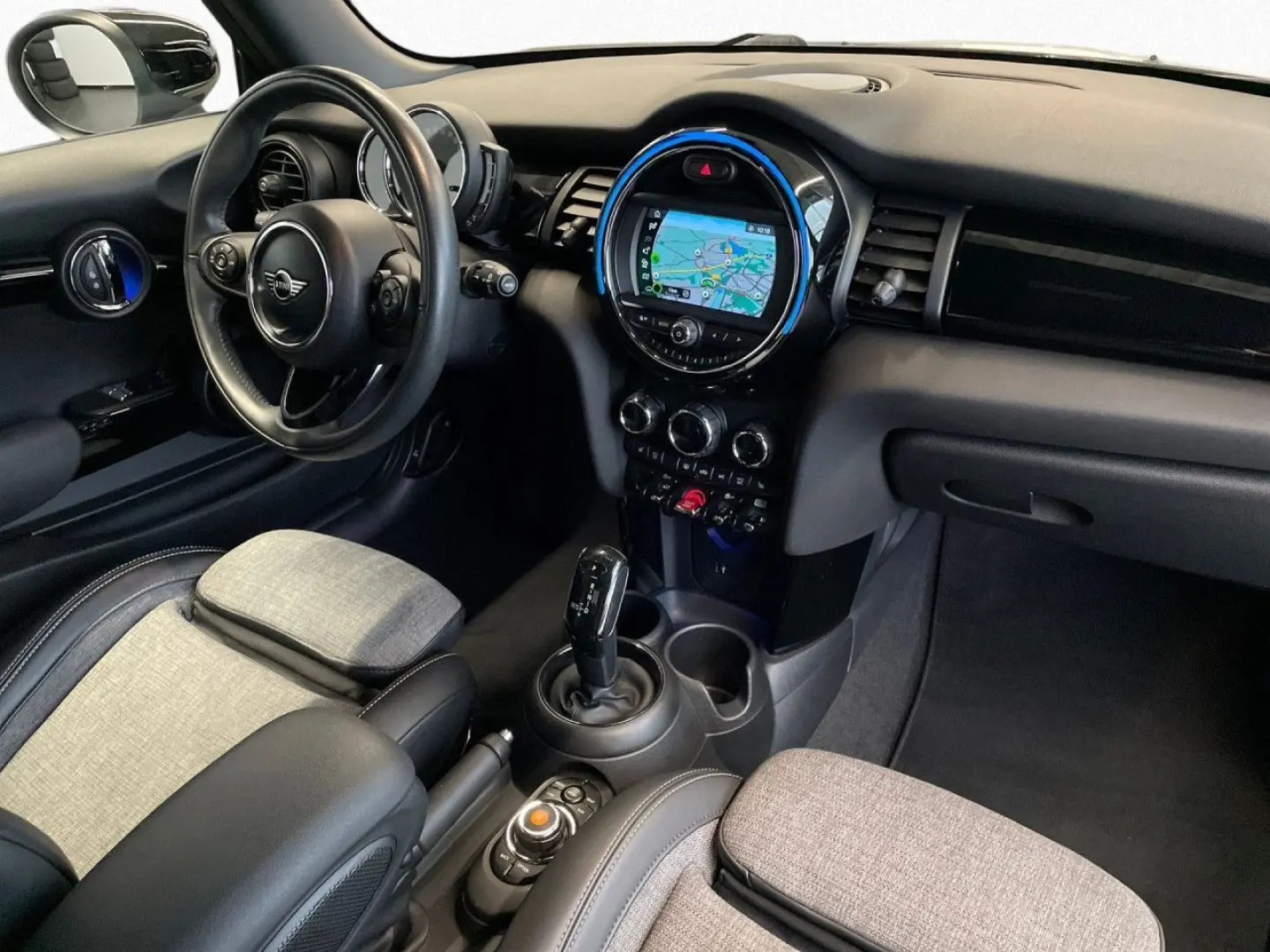 Cutie automata Navigatie faruri LED