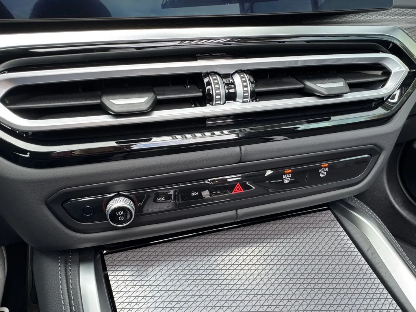 M4 Competition Cabrio M xDrive DA-Pro h k LASER