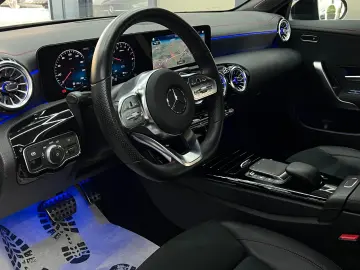 CLA 250e Coupé 8G AMG NIGHT MAGNO AUG KAM 19 AHK