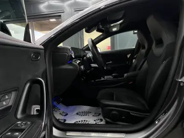 CLA 250e Coupé 8G AMG NIGHT MAGNO AUG KAM 19 AHK