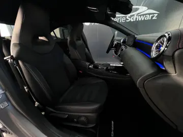 CLA 250e Coupé 8G AMG NIGHT MAGNO AUG KAM 19 AHK