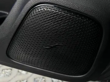 CLA 250e Coupé 8G AMG NIGHT MAGNO AUG KAM 19 AHK