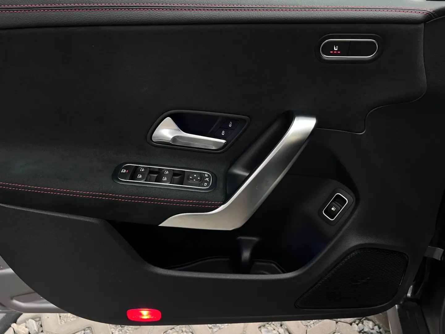 CLA 250e Coupé 8G AMG NIGHT MAGNO AUG KAM 19 AHK