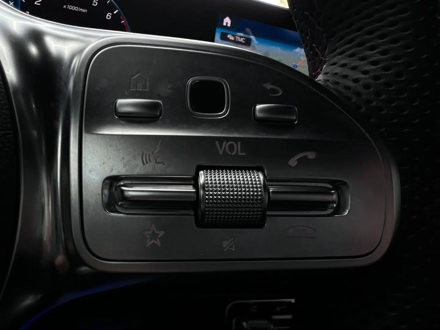 CLA 250e Coupé 8G AMG NIGHT MAGNO AUG KAM 19 AHK