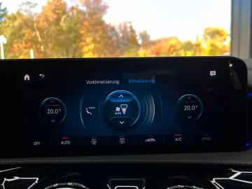 CLA 250e Coupé 8G AMG NIGHT MAGNO AUG KAM 19 AHK