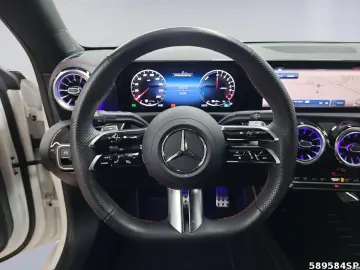 CLA 250 e Coupé AMG   Ambiente Kamera Keyless Go