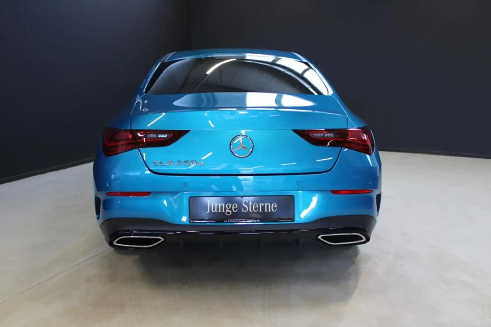 CLA 250 e CP  AMG Night Edition 360  Burm Distro