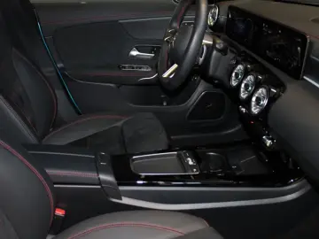 CLA 250 e CP  AMG Night Edition 360  Burm Distro