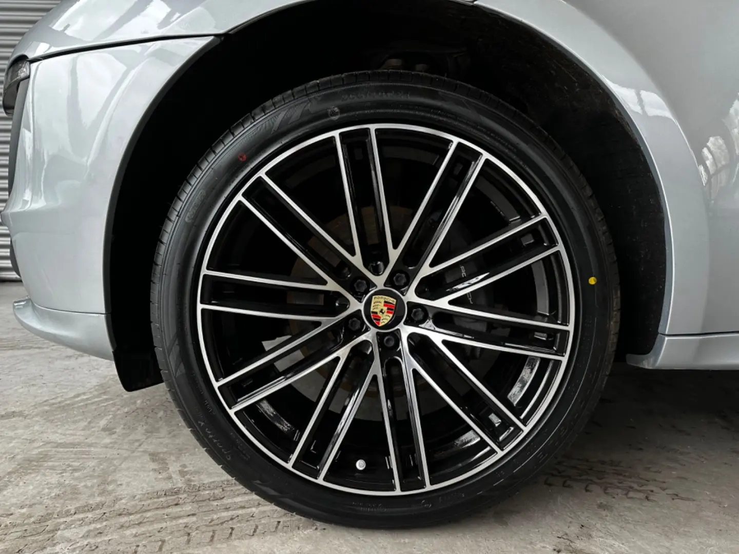 MACAN GTS Optik BOSE RFK CARPLAY SHZ.