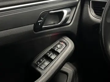 Macan ACC Totwinkel Spurhalte Panorama