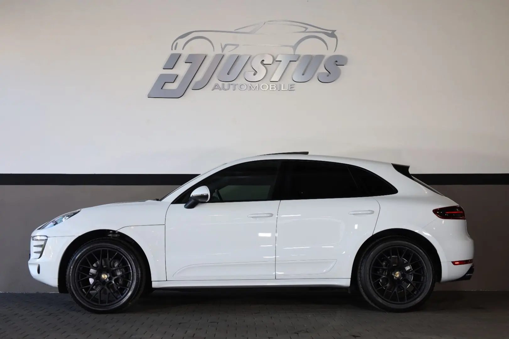 Macan 2.0 AWD AIRMATIC BOSÉ PANO 4xSHZ SBL R20