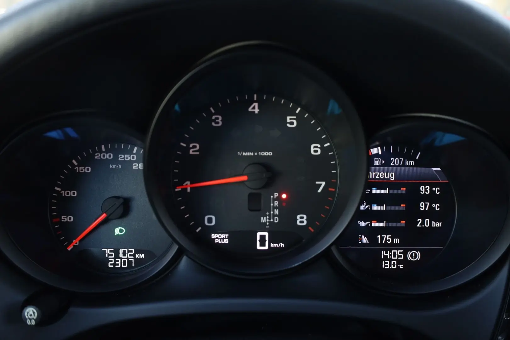 Macan 2.0 AWD AIRMATIC BOSÉ PANO 4xSHZ SBL R20