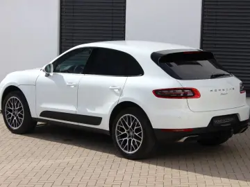 Macan 2.0 TFSI SPORTPAKET KAMERA AHK 20 ZOLL RS