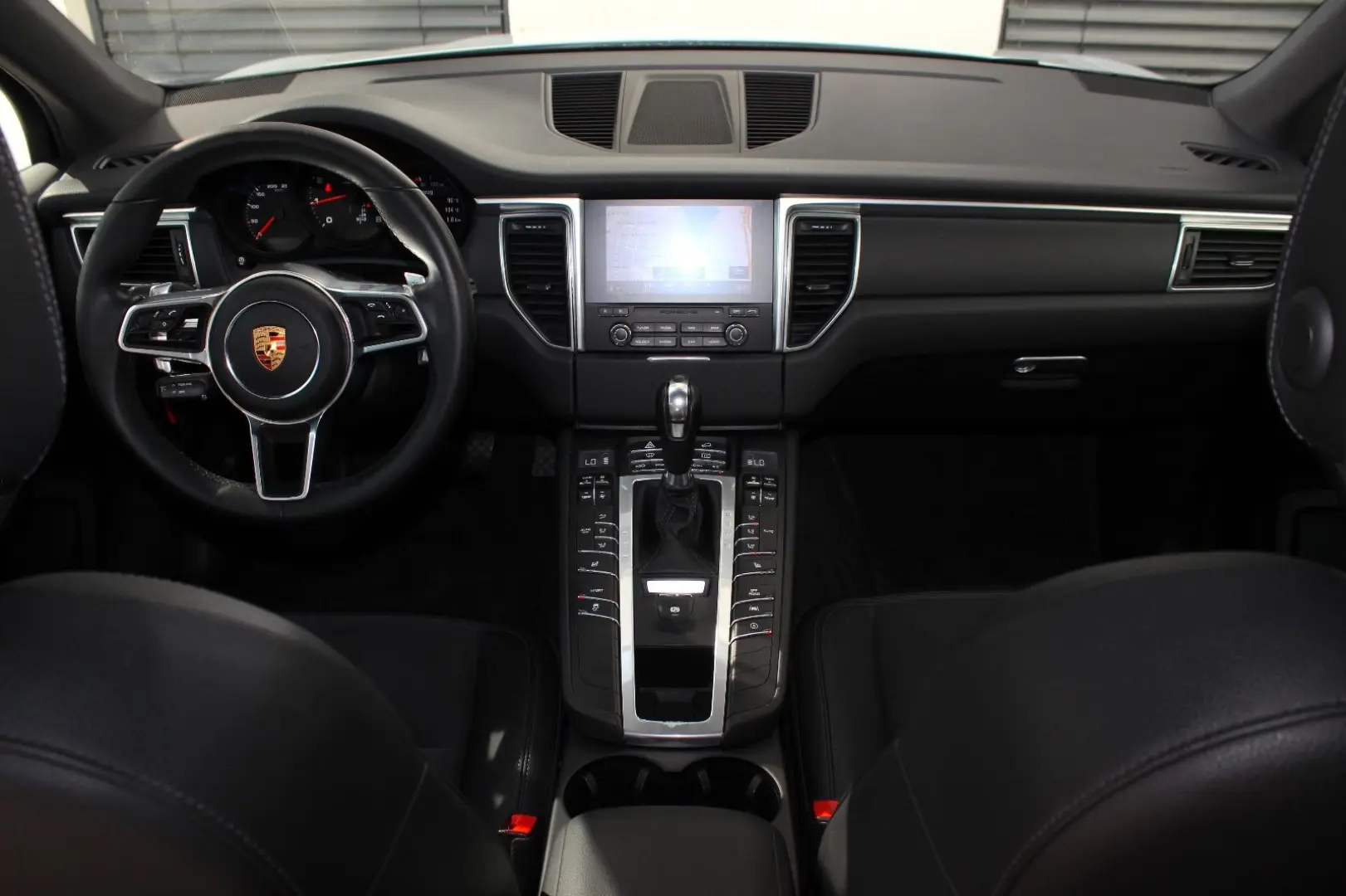 Macan 2.0 TFSI SPORTPAKET KAMERA AHK 20 ZOLL RS