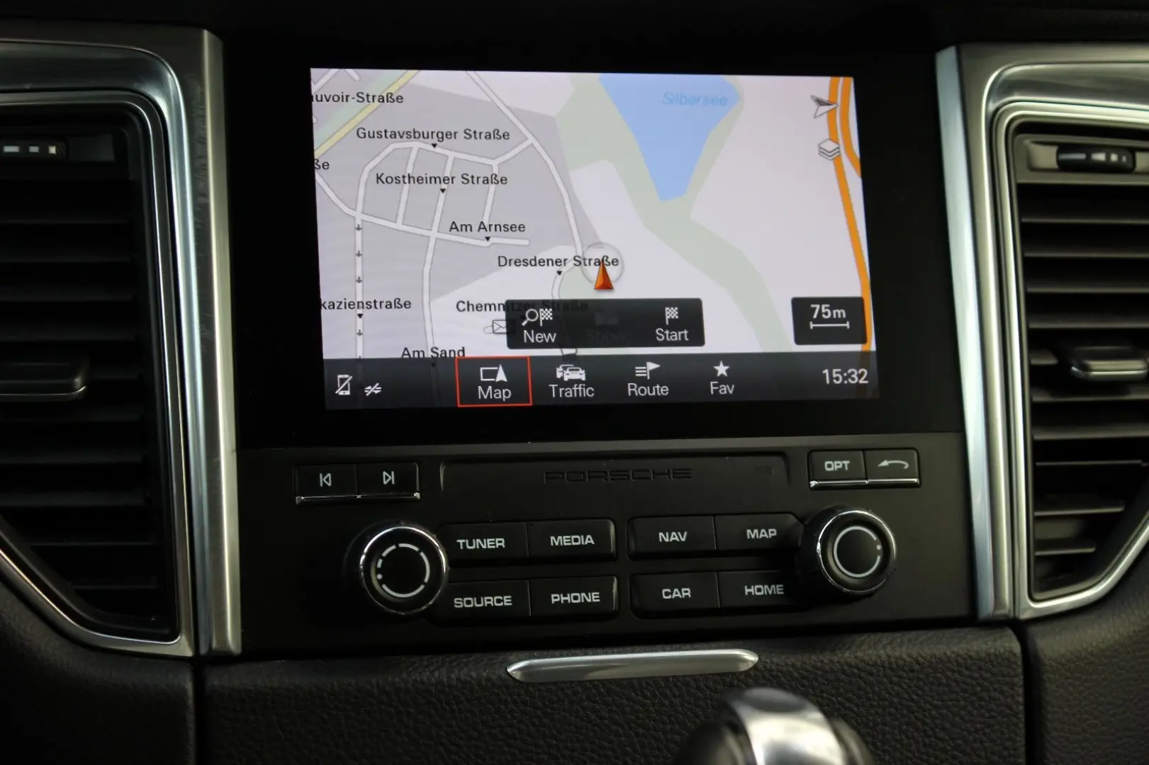 Macan 2.0 TFSI SPORTPAKET KAMERA AHK 20 ZOLL RS