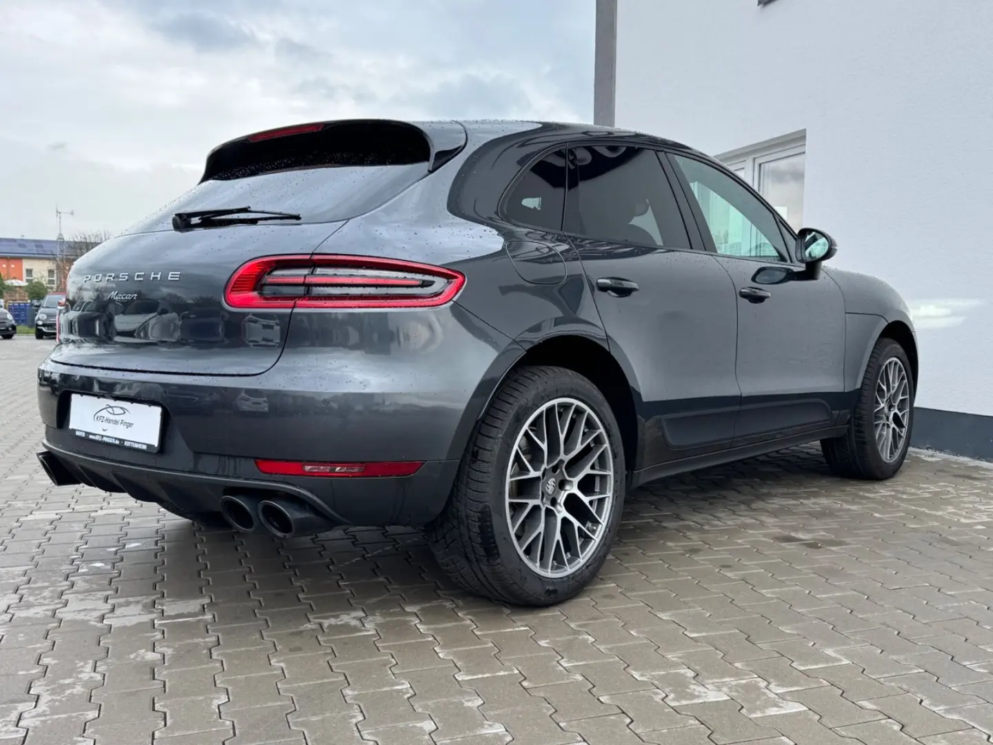 Macan LED el.Heckklappe