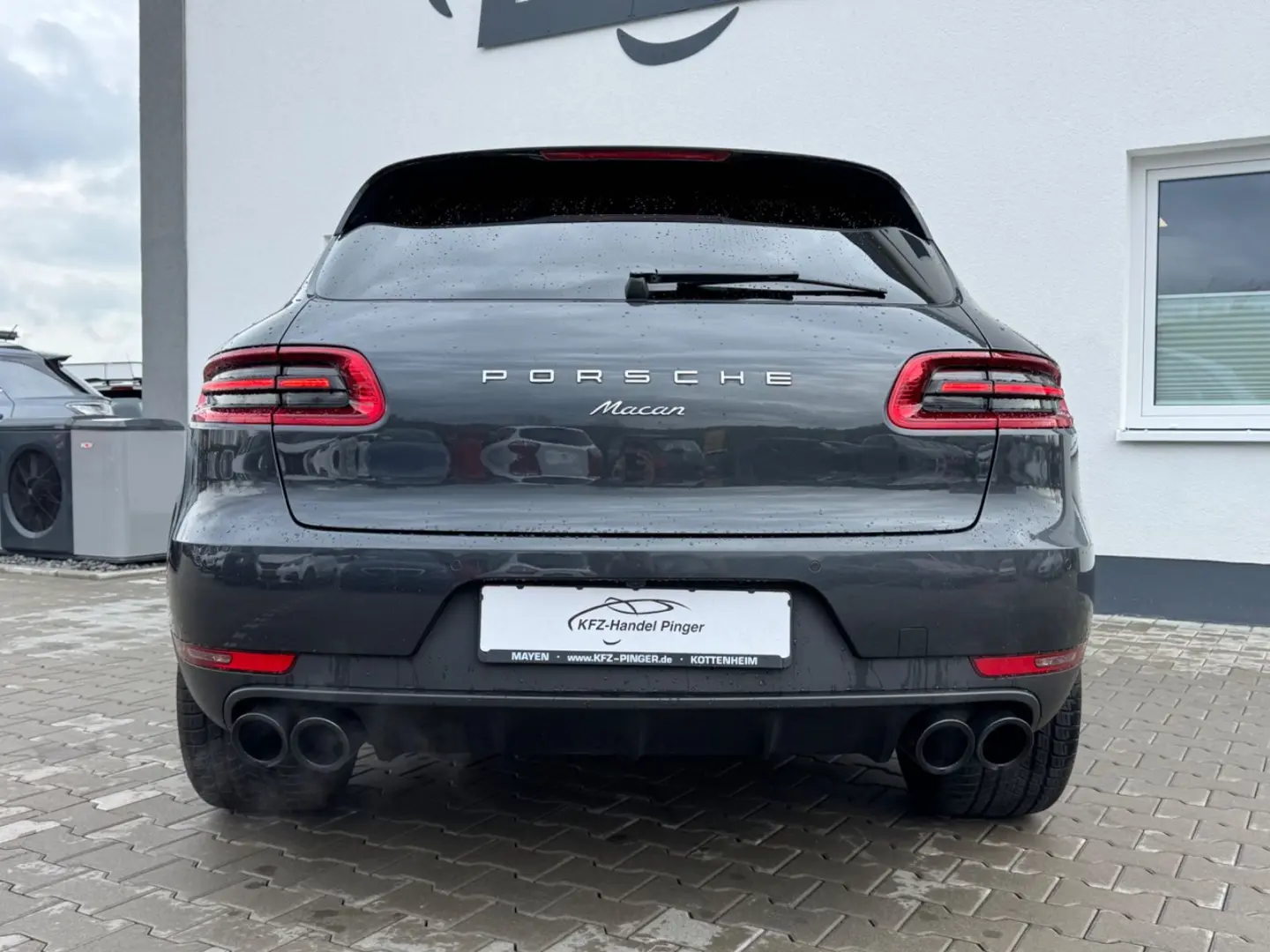 Macan LED el.Heckklappe