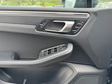 Macan LED el.Heckklappe