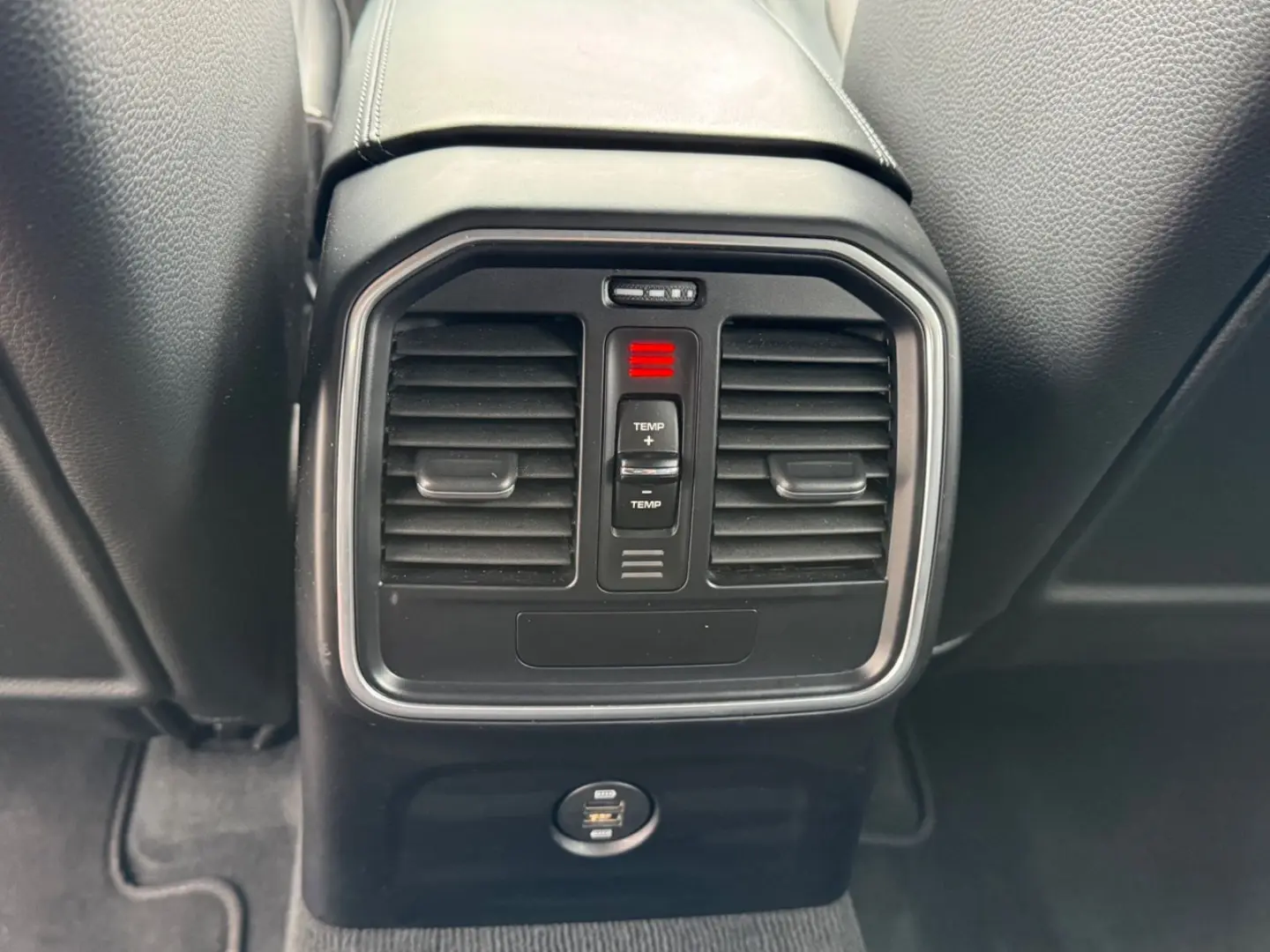 Macan LED el.Heckklappe