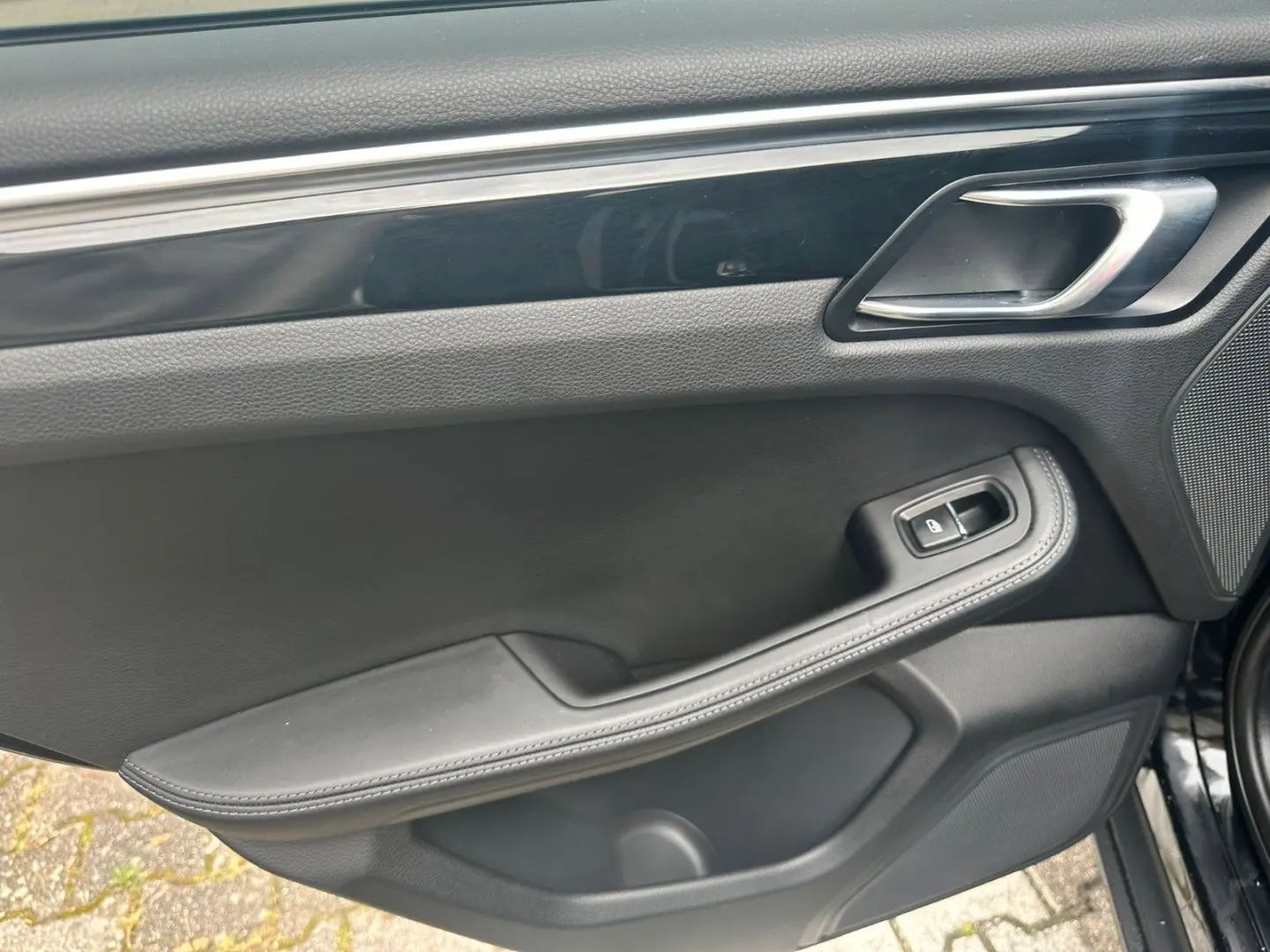 Macan MEMORY AHK 20  BI-XENON LEDER