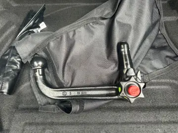 Macan MEMORY AHK 20  BI-XENON LEDER