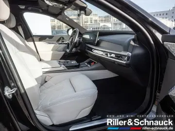 740d xDrive TV EXECUTIVE LOUNGE AUTOMATC DOORS MASSAGE