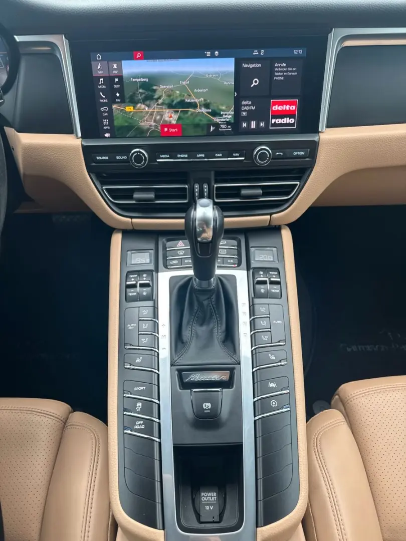 Macan  Neues Modell Facelift  DE  LED  Carplay