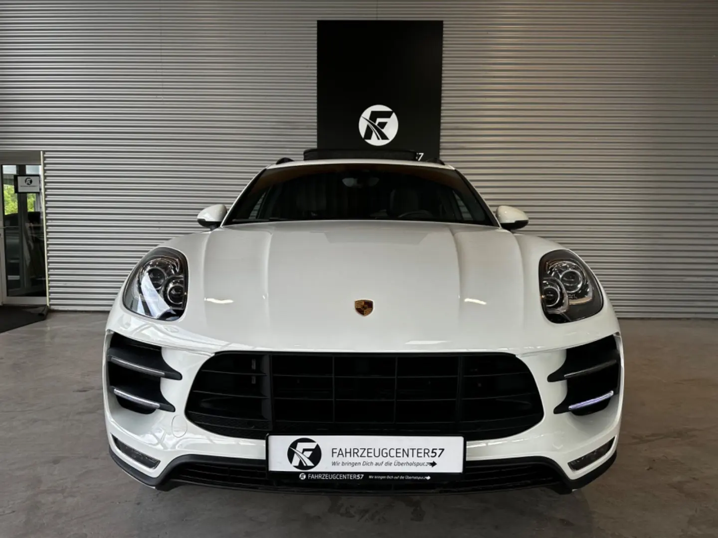 Macan  PANO RÜCKFAHRKAMERA BI-XENON CARPLAY