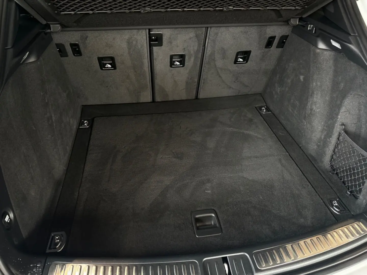 Macan  PANO RÜCKFAHRKAMERA BI-XENON CARPLAY