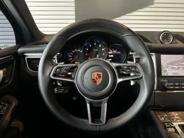 Macan  PANO RÜCKFAHRKAMERA BI-XENON CARPLAY