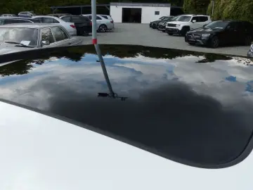 Macan 2.0 Panorama Navi Leder