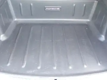 Macan 2.0 Panorama Navi Leder