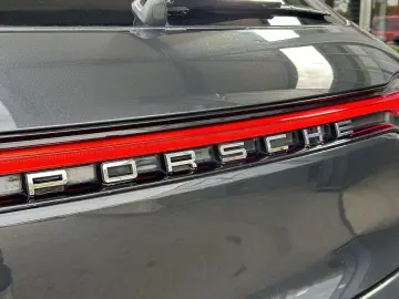 Macan   AHK   Pano   BOSE   STHZ   21