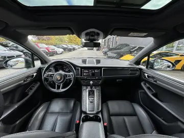 Macan   AHK   Pano   BOSE   STHZ   21