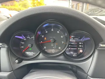 Macan   AHK   Pano   BOSE   STHZ   21