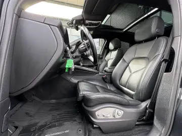 Macan   AHK   Pano   BOSE   STHZ   21