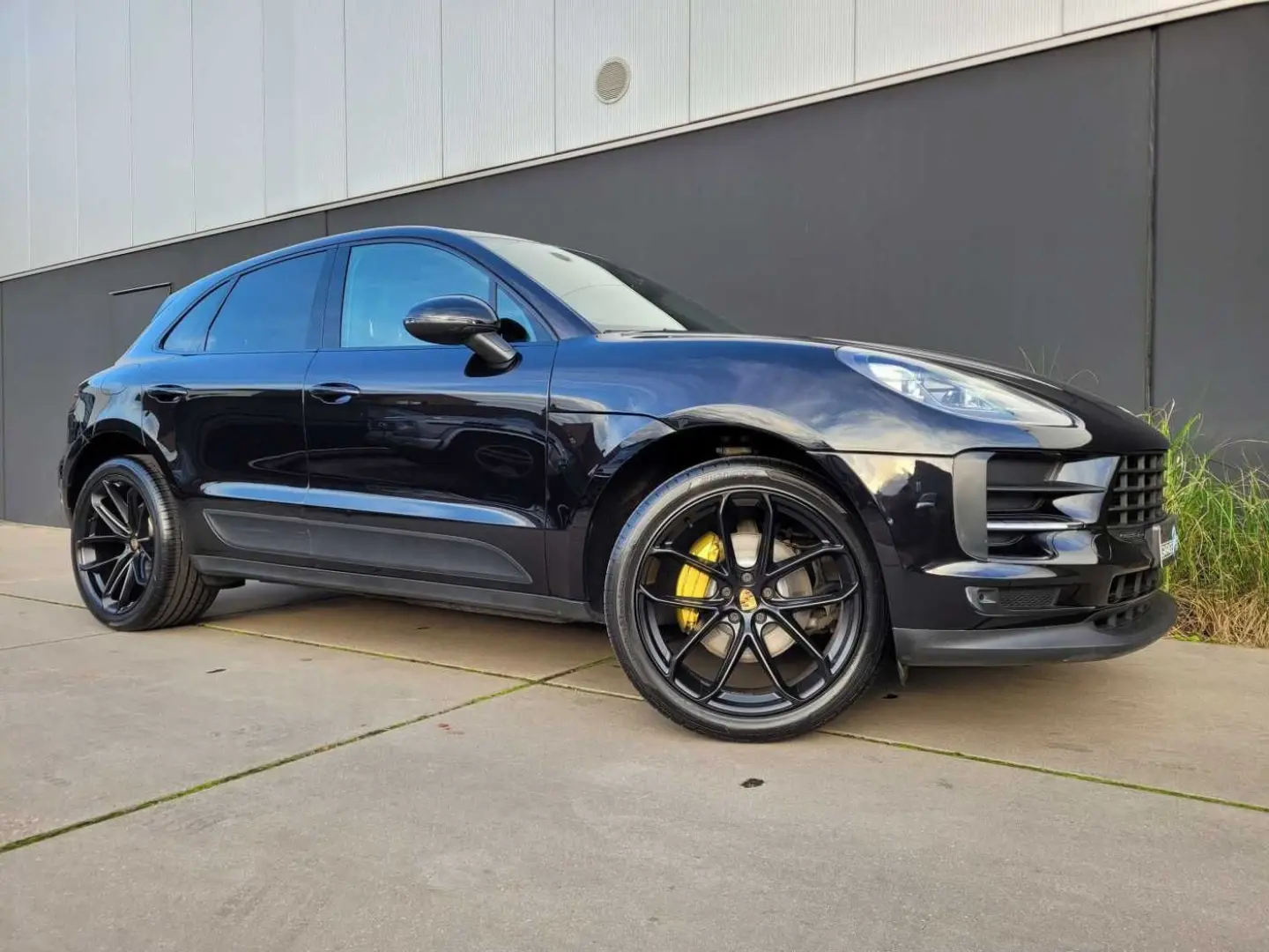 Macan PDK FACELIFT PANO DAK CAMERA  TREKHAAK BOS