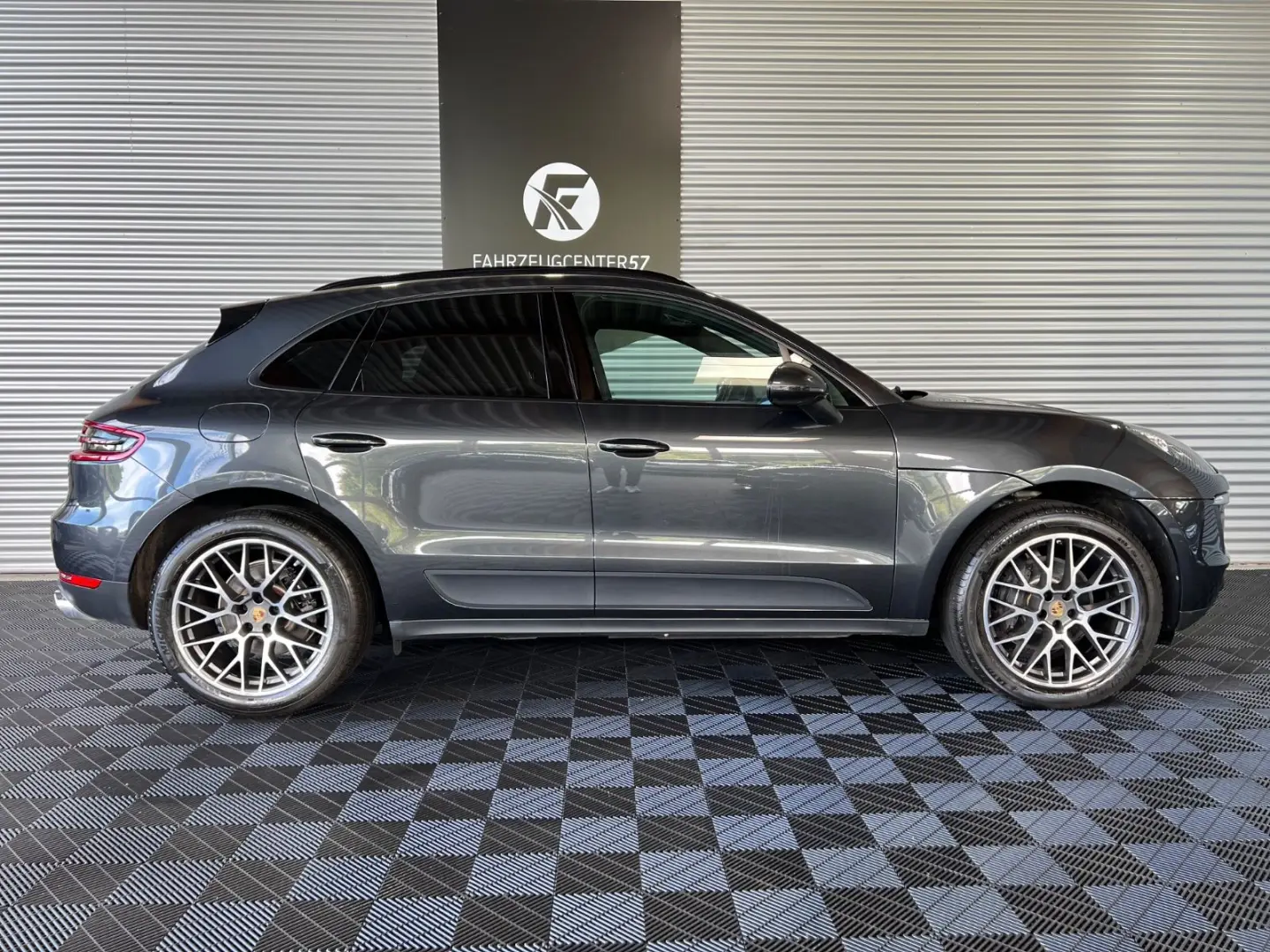 Macan RFK KLAPPEN AGA PANO BOSE SPORT CHRONO