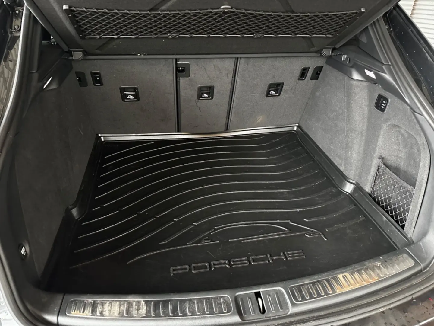 Macan RFK KLAPPEN AGA PANO BOSE SPORT CHRONO