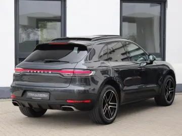 Macan 2.0 TFSI SPORTPAKET LED PANO 20 ZOLL 1.HD