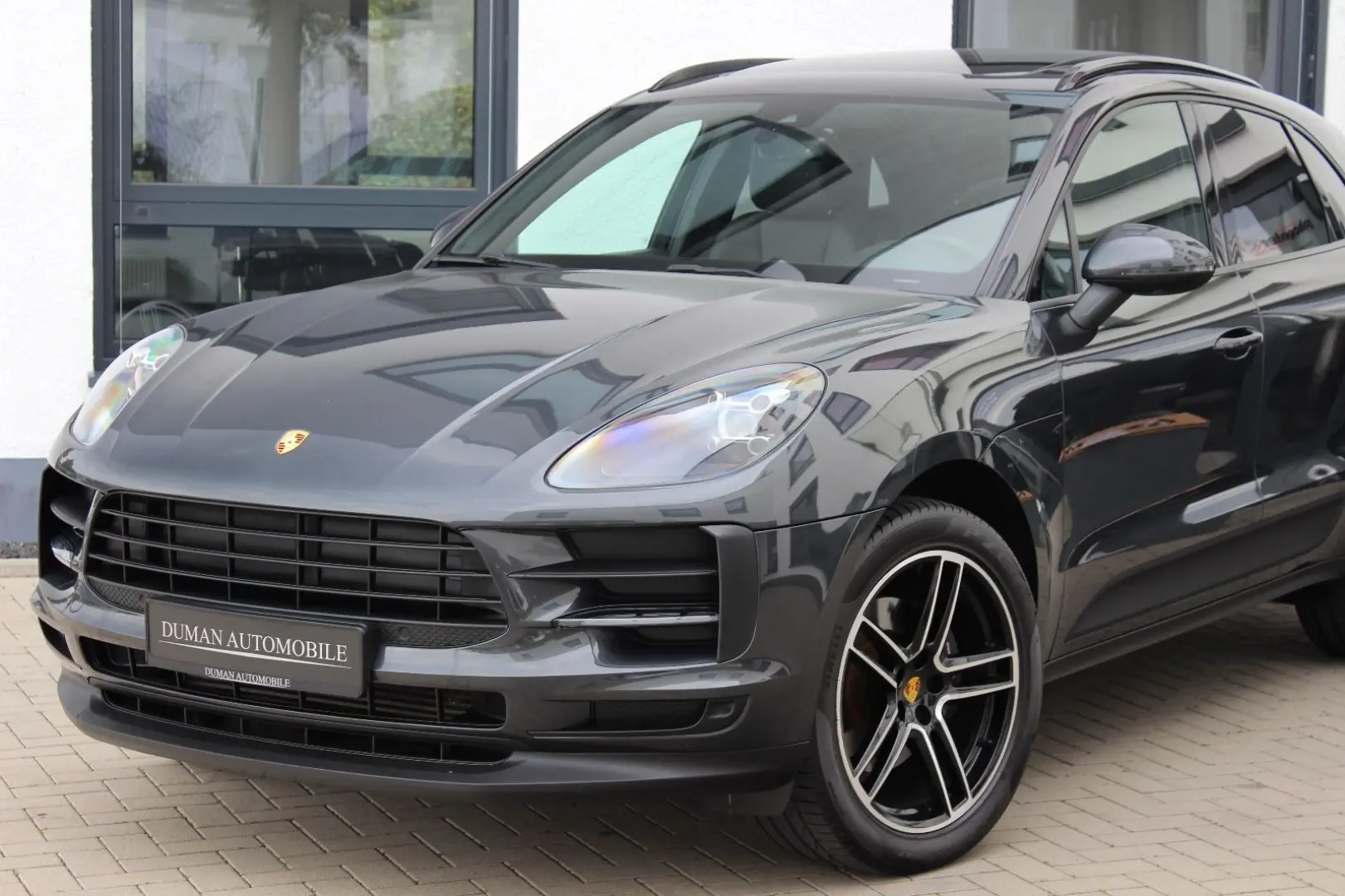 Macan 2.0 TFSI SPORTPAKET LED PANO 20 ZOLL 1.HD