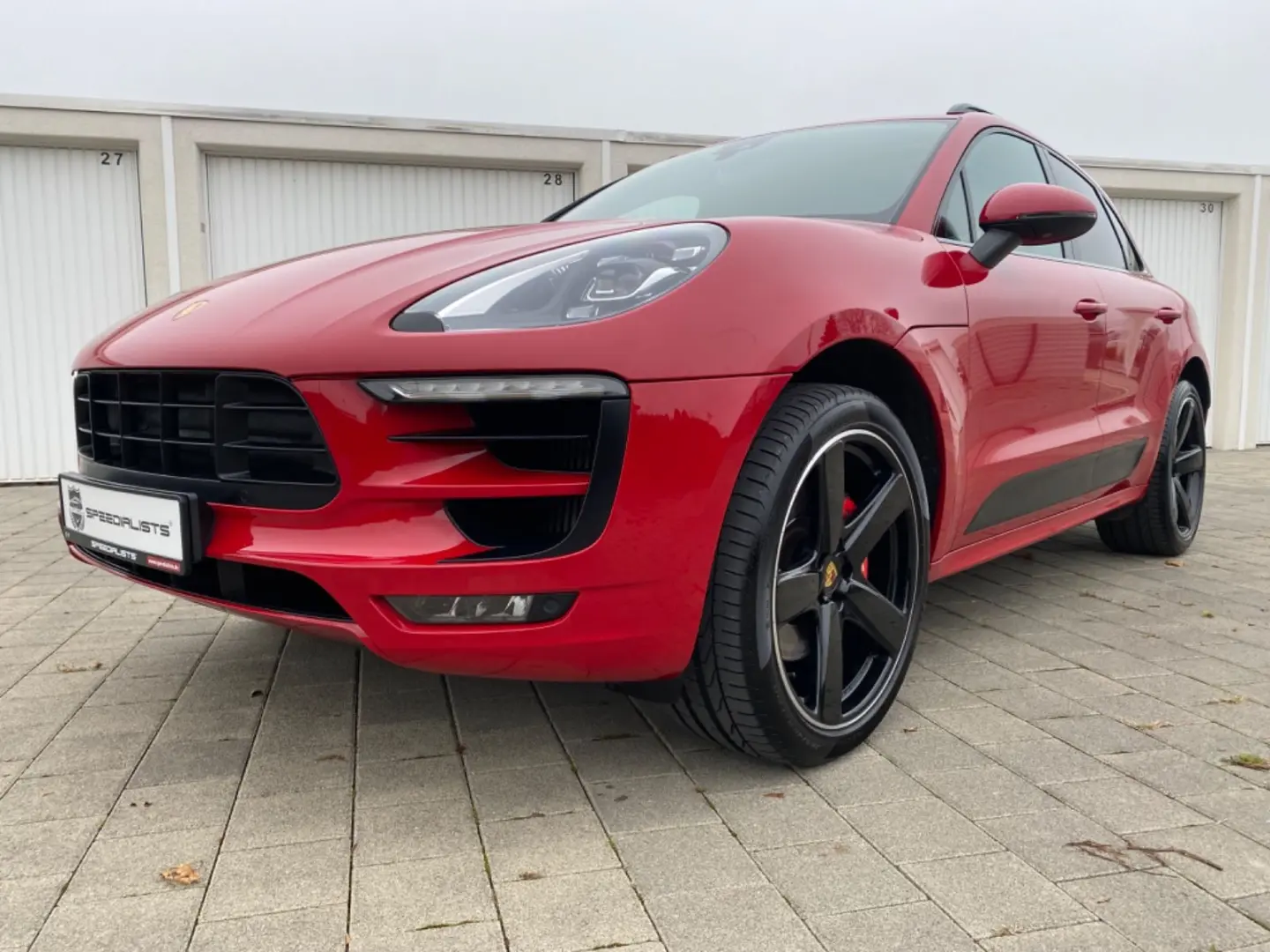 Macan GTS   1.Hand