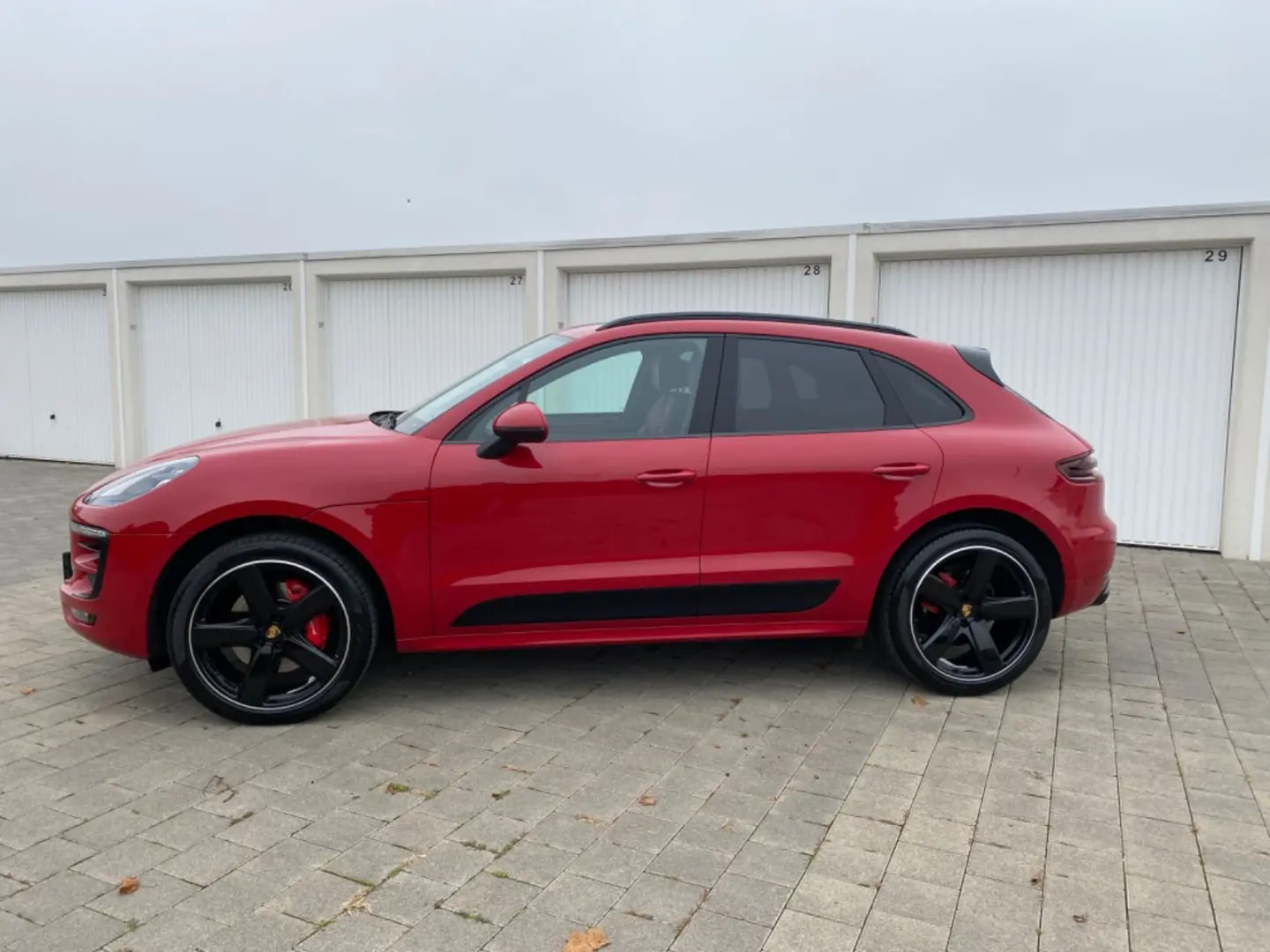 Macan GTS   1.Hand