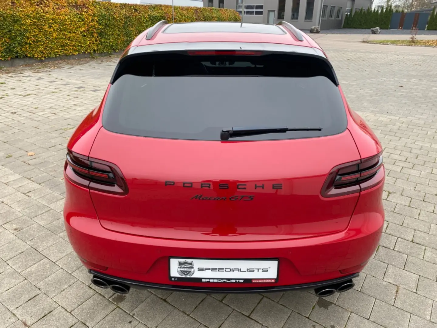 Macan GTS   1.Hand