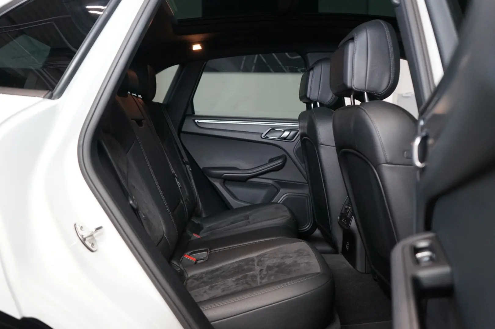 MACAN PANO CAMERA LED